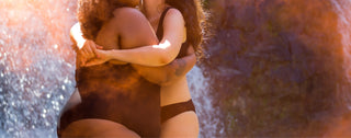 Sororidade: 10 mandamentos das mulheres que levantam outras mulheres