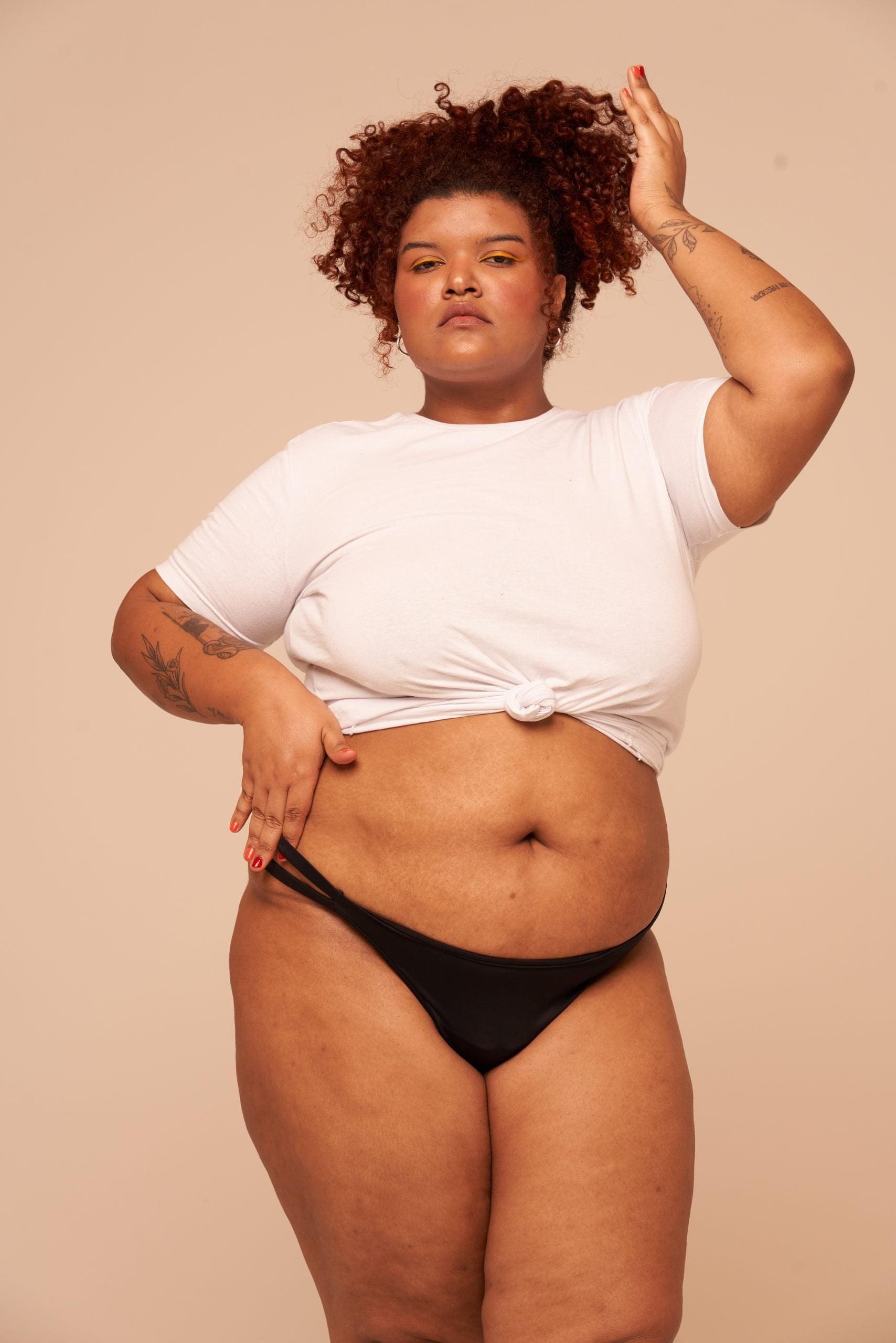 Calcinha Absorvente Tanga Preto - Tamanho 52