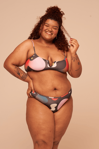 Calcinha de Biquíni Absorvente Básica Fluxos - Tamanho 44