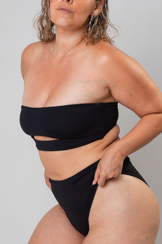 Calcinha de Biquíni Absorvente Cintura Alta Herself & Boa Forma Preto 46