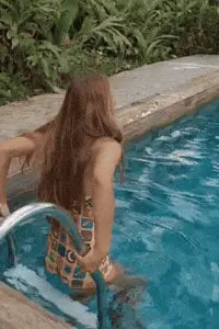 Maiô Absorvente Shortinho Herself & Capricho